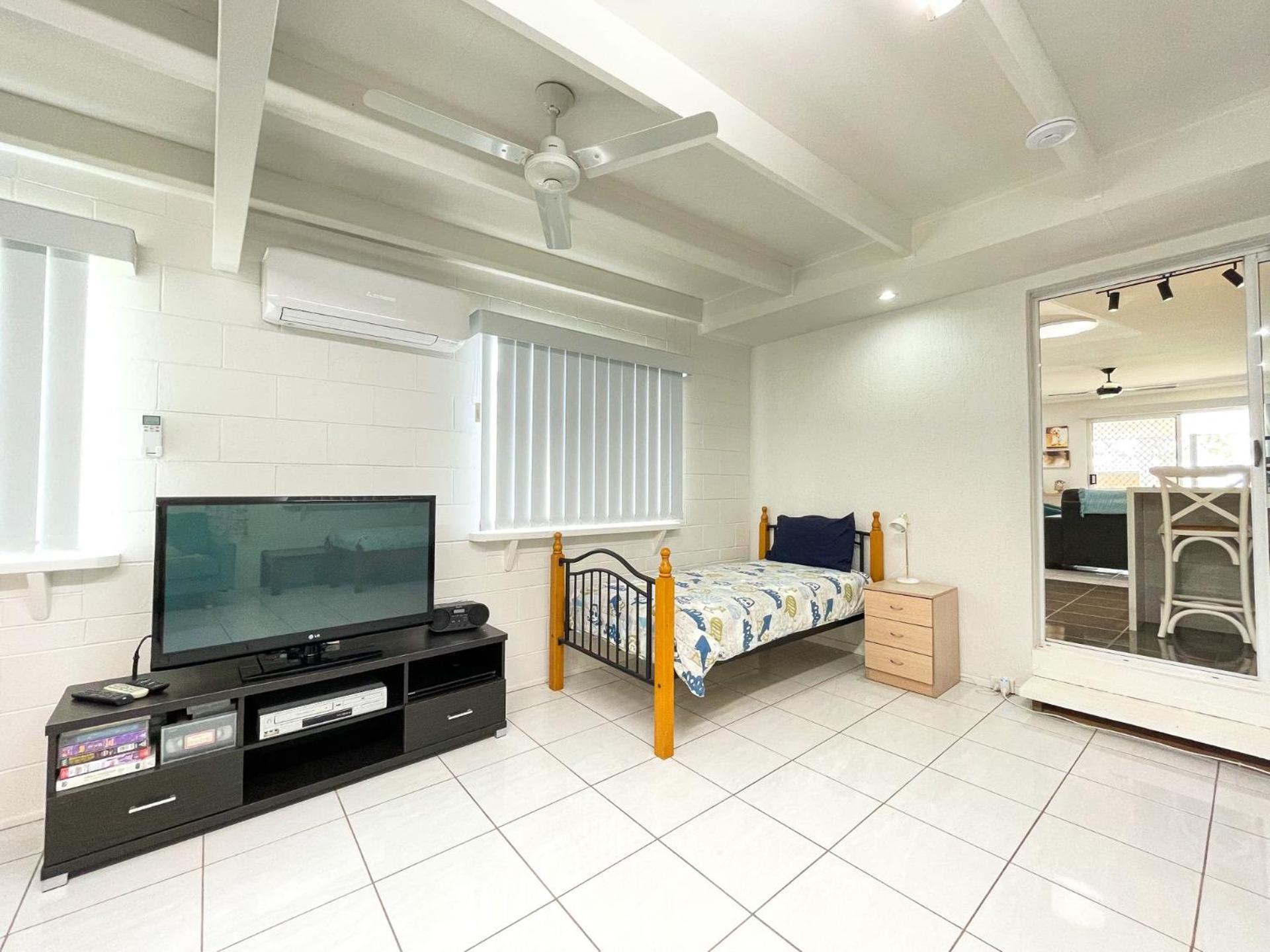 Beach House On Burrum- Close To Beach- 3Br- Wifi-Foxtel Woodgate Exterior photo